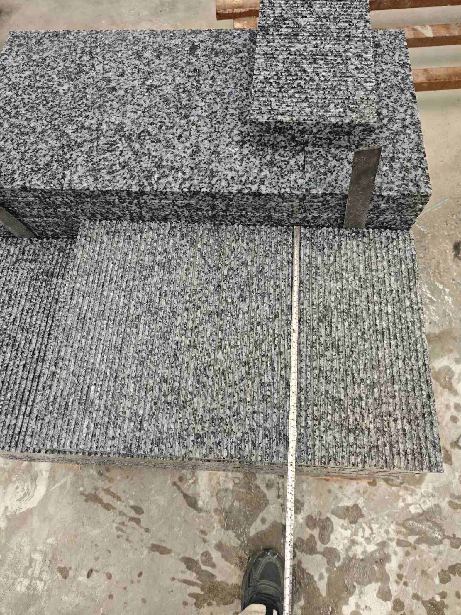 武汉芝麻黑拉丝面