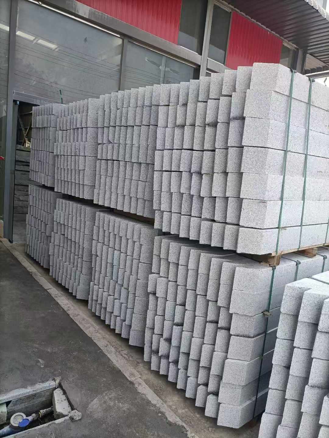 武汉芝麻白树围石 树池