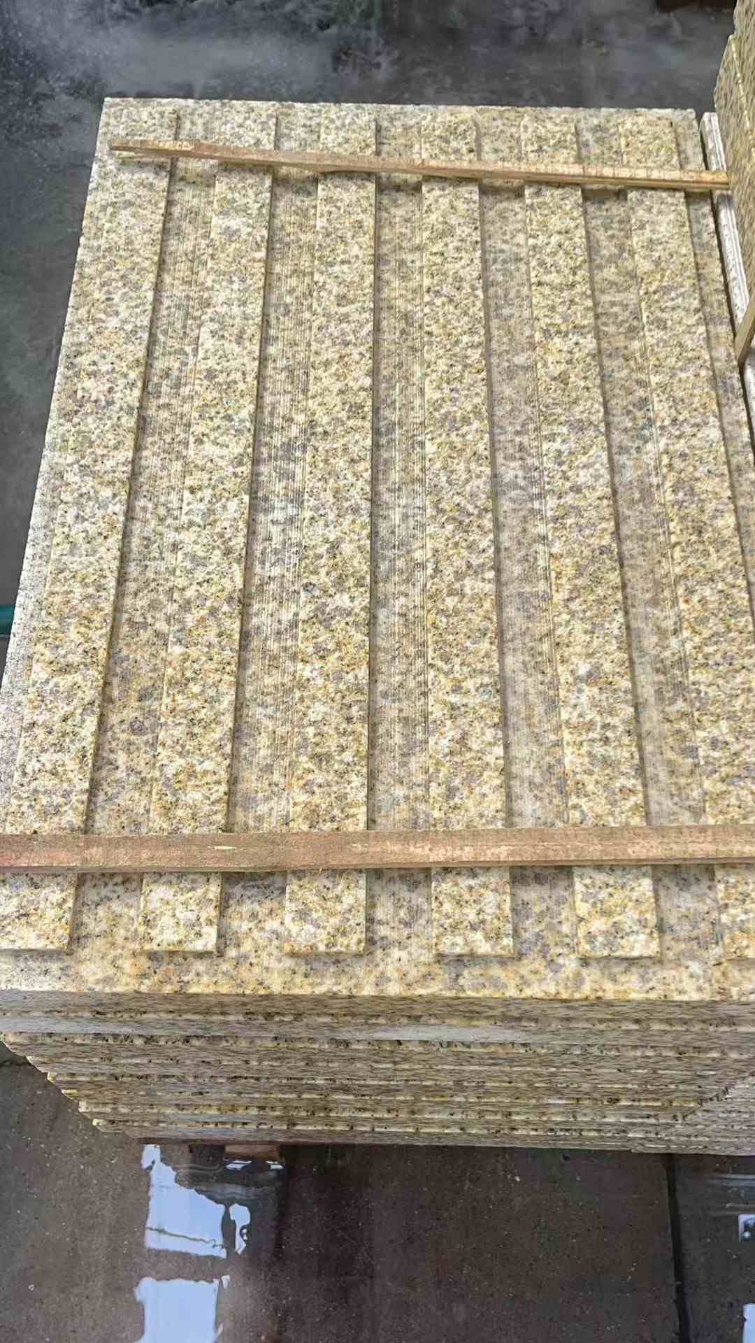 武汉黄金麻盲道 石材盲道