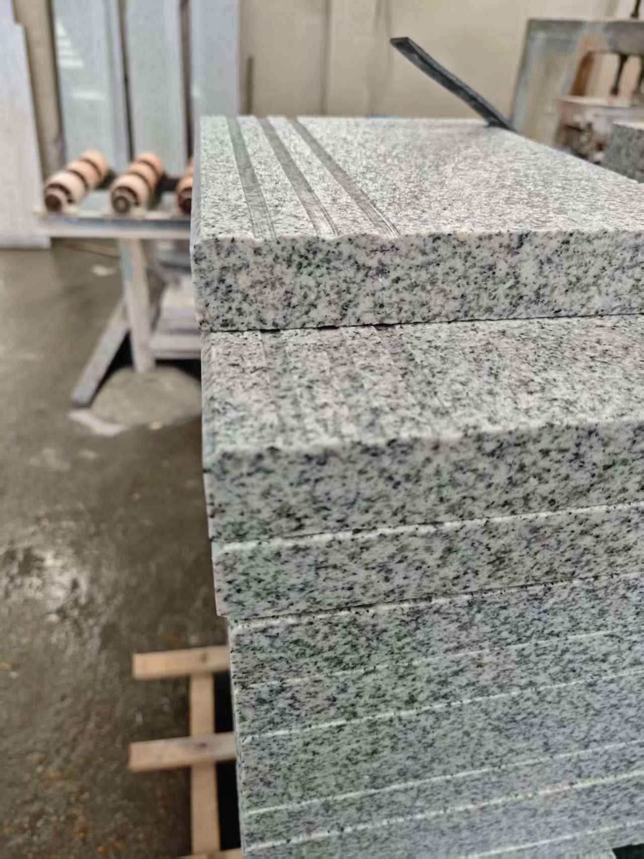 武汉芝麻白楼梯踏步